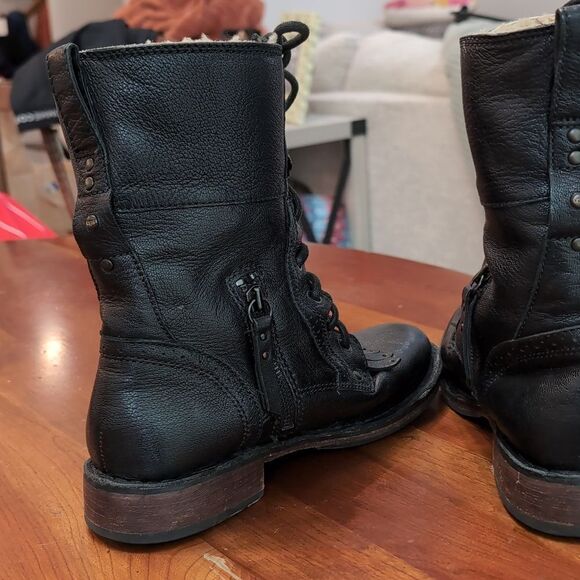 Ugg Jenna Kiltie Black Leather Shearling Lace up Combat Riding Boots Sz 7 - Picture 7 of 13